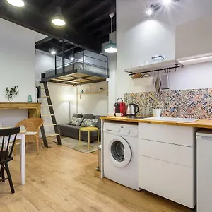 Le Vieux Et Authentique Appartement